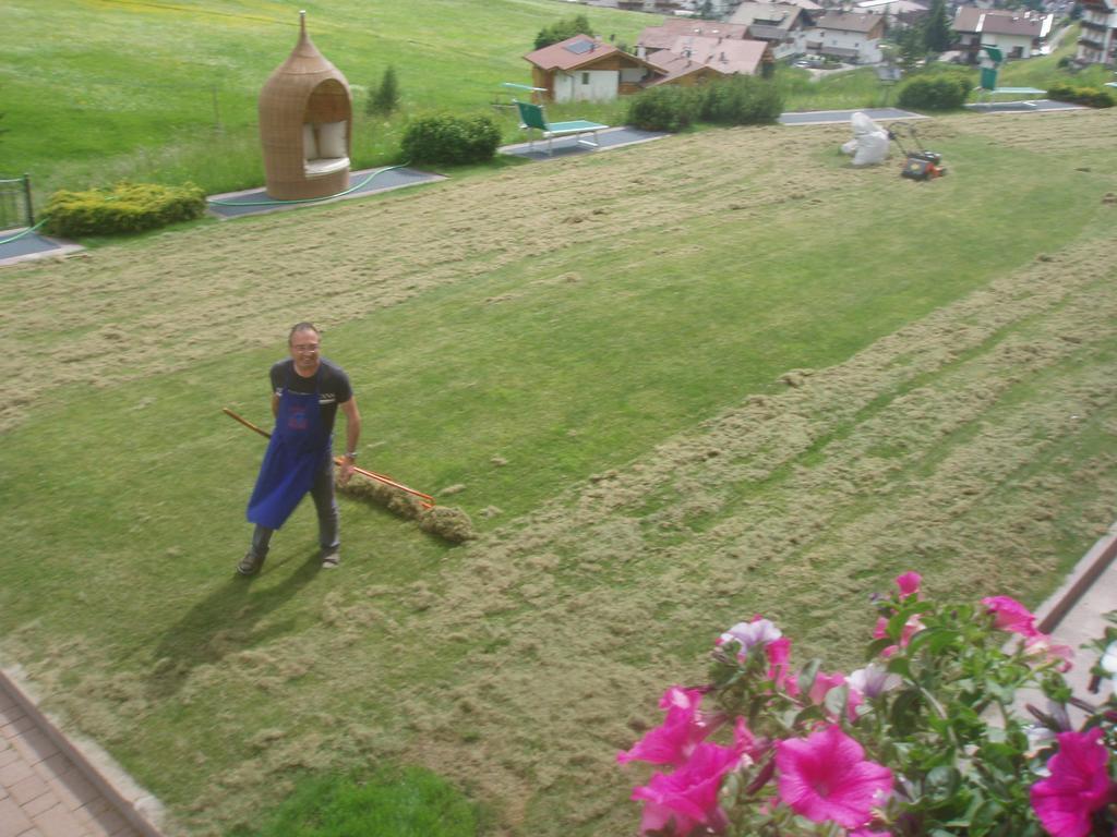 Garni La Majon Selva di Val Gardena Exterior foto