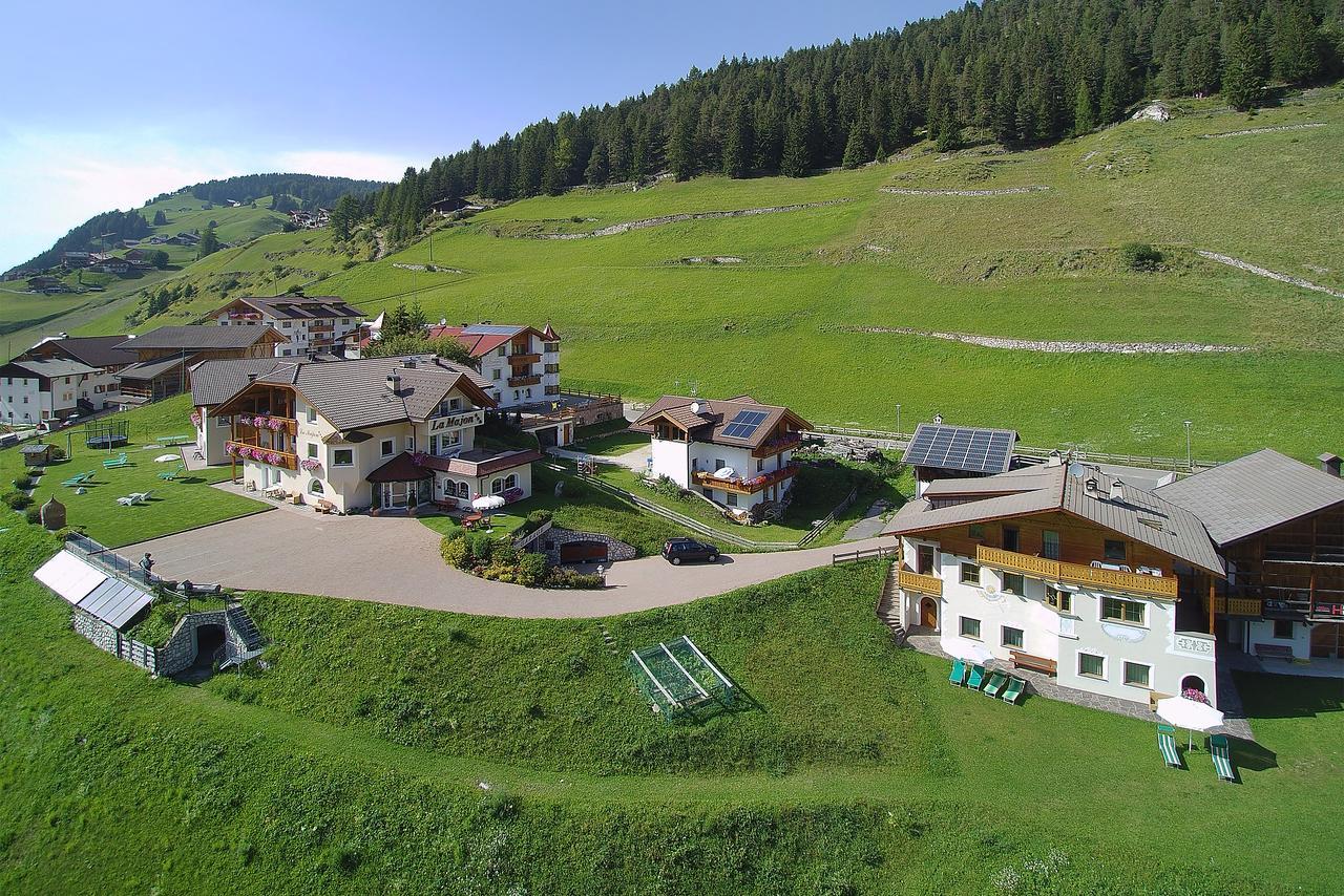 Garni La Majon Selva di Val Gardena Exterior foto