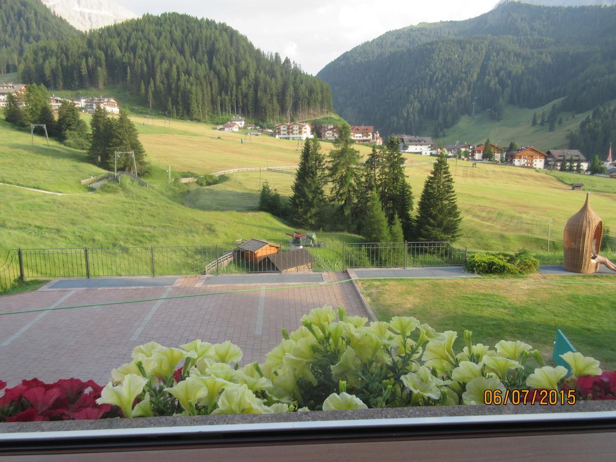 Garni La Majon Selva di Val Gardena Exterior foto